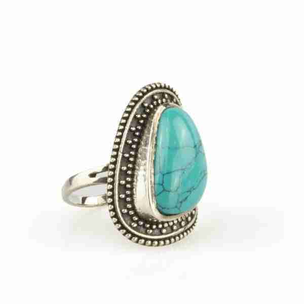 Anillo con turquesa