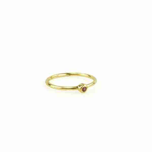 Anillo minimal con turmalina rosa
