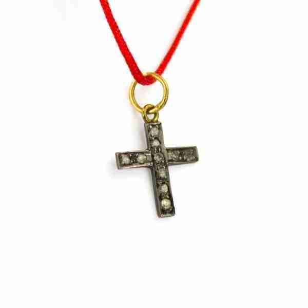 Colgante Cruz con Diamantes