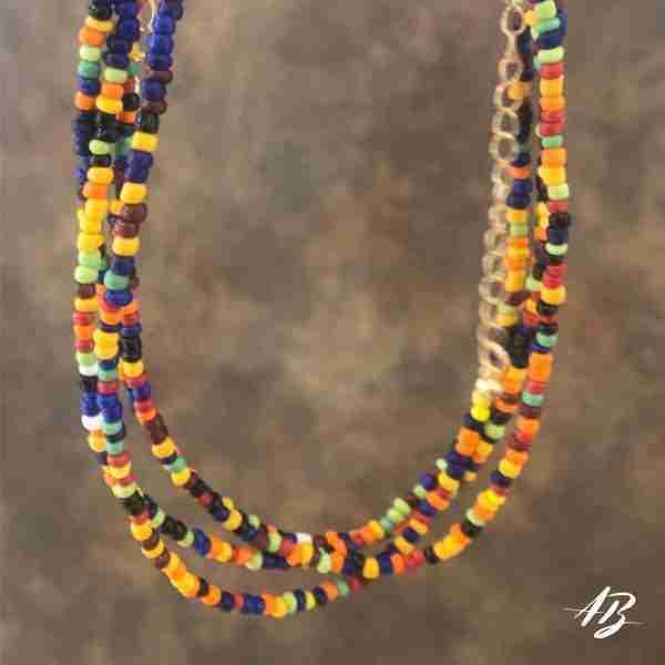 Collar cuentas de semillas