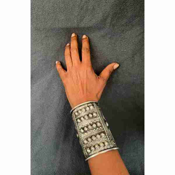 Pulsera de plata Miao hecha a mano
