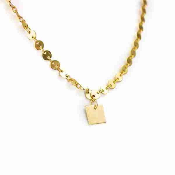 Cadena de chapas con placa cuadrada gold filled