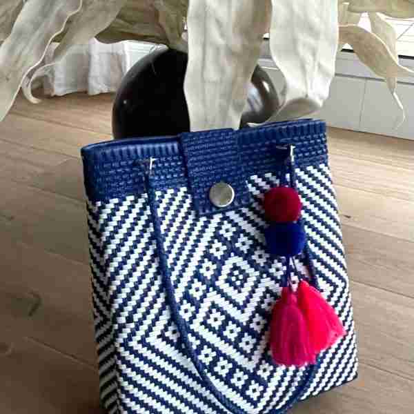 Bolso tejido modelo MEDI MOVIL