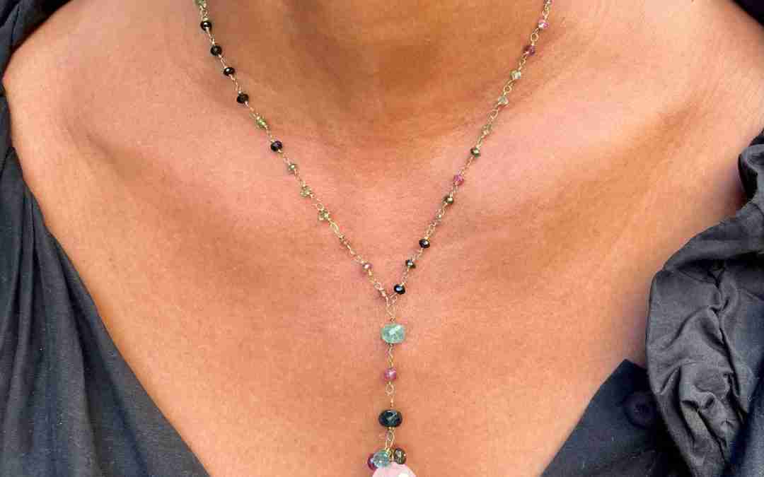 Descubre la belleza de las piedras preciosas de colores: una joya para tus sentidos