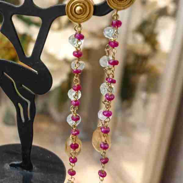 Pendientes tejidos a mano_oro 18K