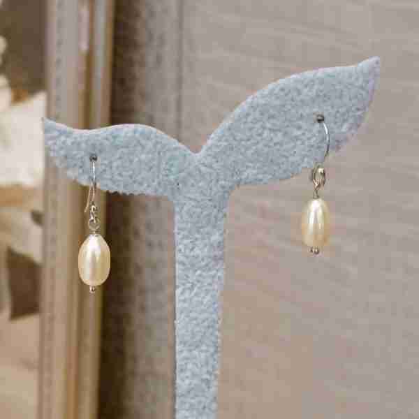 Pendientes de plata con perla barroca natural